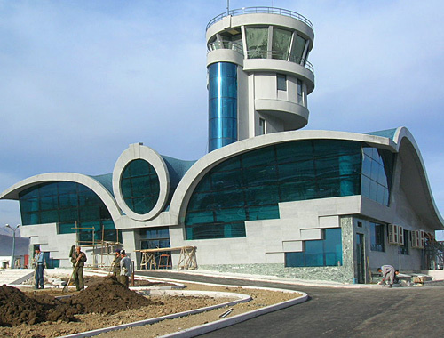 Construction of Stepanakert Airport, November 30, 2010. Photo by the "Caucasian Knot"