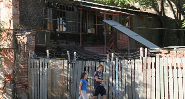 House where Oleg Teplischev's flat is located, Astrakhan, August 2010. Photo by the "Caucasian Knot"