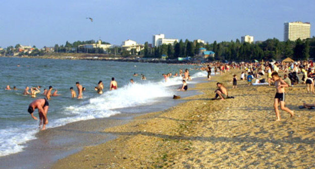 City beach in Makhachkala, Dagestan. Photo
by the "Caucasian Knot"