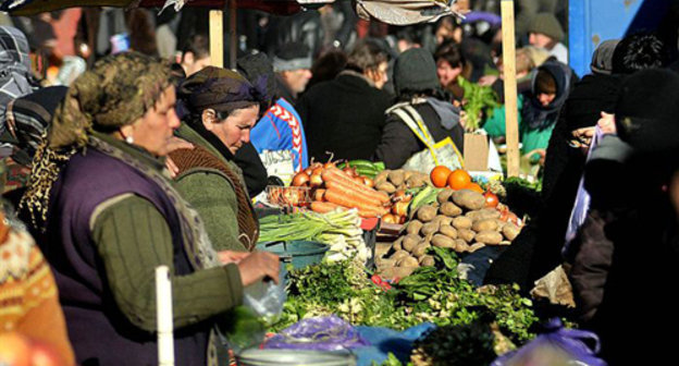 Marketplace in Tbilisi, February 12, 2011. Photo by Nodar Tskhvirashvili, RFE/RL