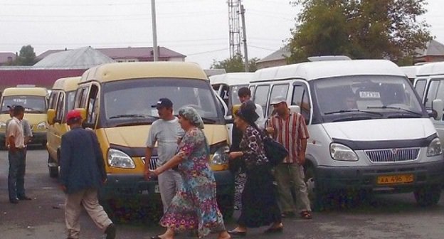 Mini-buses, popular public transport in Chechnya. Grozny, Minutka Square, September 2010. Photo: http://antinormanist.livejournal.com