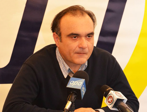 Georgian journalist Lazo Lazareishvili at a press conference in the office of the Institute for Reporters' Freedom and Safety (IRFS) in Baku. January 11, 2012. Courtesy of www.irfs.az