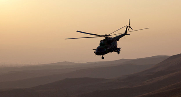 A military helicopter in the mountains of Chechnya. Photo by Vitaly Ragulin, http://dervishv.livejournal.com