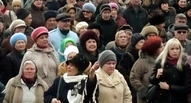 Rally in support of the demand to cancel the elections of the City Council in the city of Lermontov, Stavropol Territory, February 26, 2012. Photo: асысоев.рф