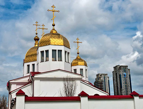 Michael the Archangel Church in Grozny, built in 1892. Photo: Krasnov Sergei, http://commons.wikimedia.org/