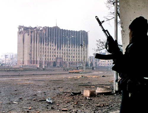 Grozny, Chechnya, January 1995. Photo: Mikhail Evstafiev, http://ru.wikipedia.org