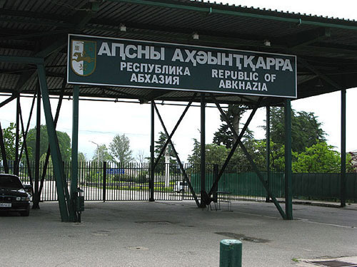 Abkhazia-Russia boundary. Photo by http://club-rf.ru