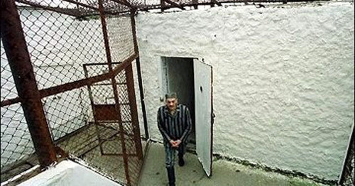 Penal colony. Photo http://novosti.az/obsh/20110614/296092050.html