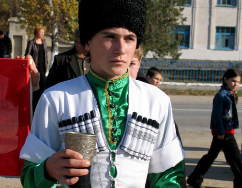 A Circassian wearing a national costume. Karachai-Cherkess, Habez aul, Habez recreation center opening day. Photo by the "Caucasian Knot"