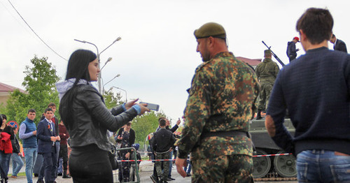 Residents of the Chechen Republic reported on enhancement of security measures in Grozny on the occasion of celebrations on the Day of Chechen Woman. Photo by Magomed Magomedov for the "Caucasian Knot"