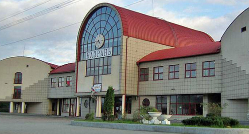 The building of railway station in Nazran. Photo: http://www.pyatigorskgid.ru/ingushetiya/nazran/pobedi/nazran.html
