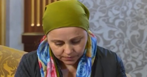 Aishat Inaeva at the meeting with Ramzan Kadyrov. Photo: the Chechen State TV and Radio Company "Grozny", YouTube.com