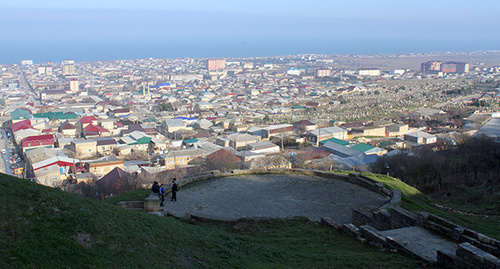 An observation platform near Naryn-Kala Fortress in Derbent. Photo by Patimat Makhmudova for the "Caucasian Knot"
