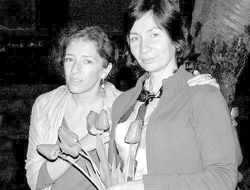 Tatiana Lokshina (on the left) and Natalia Estemirova. Chechnya, Grozny, April 2006. Photo by http://grend.livejournal.com