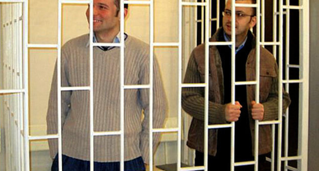 Convicted Emin Milli and Adnan Gadjizade. Photo by  www.azadliq.org