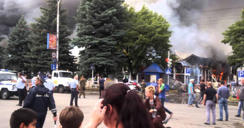 Fire in the Turgenev marketplace in Cherkessk, August 7, 2014. Photo: screenshot of the video posted by Roman Roman, https://www.youtube.com/watch?v=-yUAZB3irU8