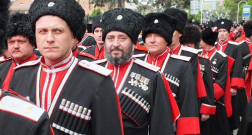 Members of the Anapa District Cossack Society. Photo: http://anapa.bezformata.ru/content/image80276932.jpg