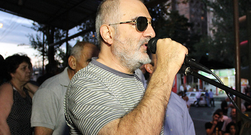 Alek Enigomshyan, a member of the "Constitutional Parliament". Photo by Tigran Petrosyan for the "Caucasian Knot"