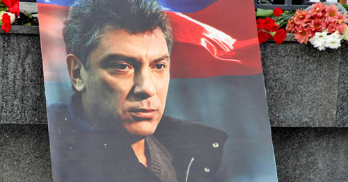 Boris Nemtsov's photo at the site of the murder. Photo: RFE/RL
