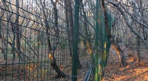 Fence surrounding the territory where EcoWatch activists tried to hold inspection. Photo: http://ewnc.org/node/23326
