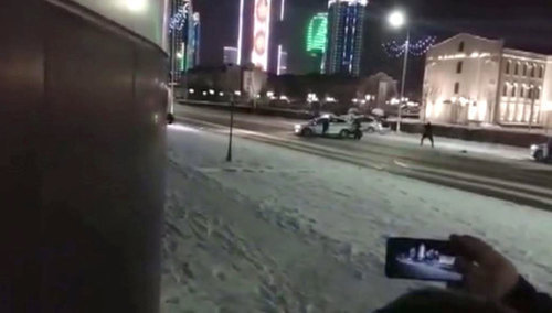 Attack on policemen in Grozny, December 17, 2016. Photo: screenshot of video posted by user DAMATOHTV, https://www.youtube.com/watch?v=V2cD0fAtwes