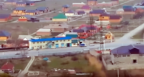 Village of Prigorodnoye. Screenshot of the video posted at https://www.youtube.com/watch?v=tDhT4WXMcWA
