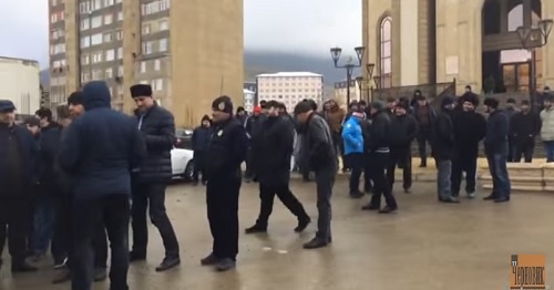 Rally in Makhachkala. Screenshot of video: https://www.youtube.com/watch?v=lonrmuMyTfs