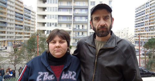 Mardiros Demerchyan with his wife. Photo by Svetlana Kravchenko for the "Caucasian Knot"