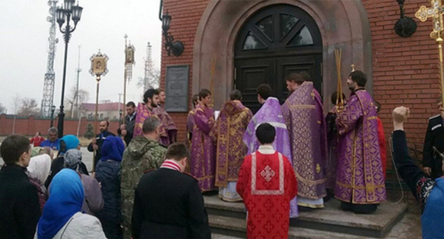 Ceremony of consecration of the Orthodox Temple of the Nativity in Naur District of Chechnya. Photo: Alya Kurganova, http://www.grozny-inform.ru/news/society/82467/