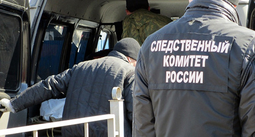 Convoying defendant. Photo: http://www.riadagestan.ru/news/investigation_and_courts/skr_v_dagestane_rassleduet_ubiystvo_sotrudnika_rayonnogo_otdela_politsii/