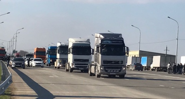 Rally of truck drivers in Dagestan, March 28, 2017. Photo by Patimat Makhmudova for the 'Caucasian Knot'. 