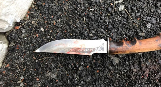 Knife found at the place of attack on military unit of Russia's National Guard, http://nac.gov.ru