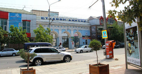 Makhachkala, Kotrov Street. Photo: https://www.yuga.ru/news/414412/