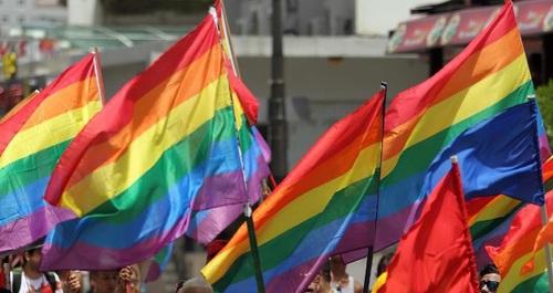 Flag of the LGBT community. Photo: http://reflectionresults.blogspot.ru/2015/08/bebas-beropini-2-lgbt.html