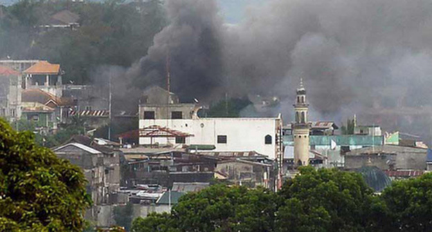 Fire in the city of Maravi caused by the hostilities. May 28, 2017, Philippines. Photo http://warsonline.info/filippines/blog.html