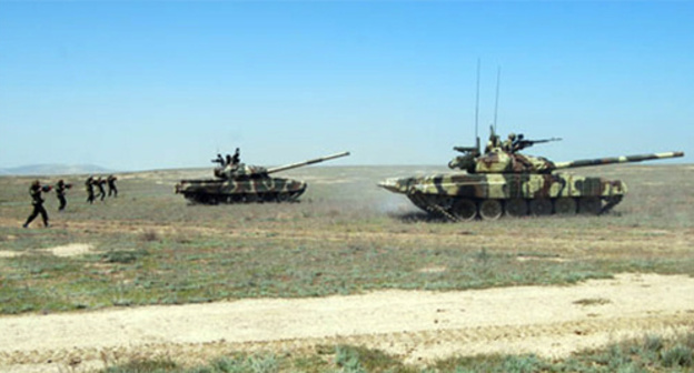 Military excercise in Azerbaijan. Photo: http://www.mod.gov.az/index2.php?content=photo