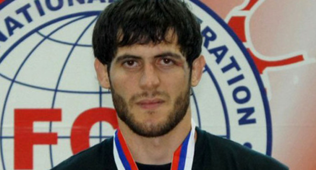 An athlete Murad Amriev. Photo http://www.pytkam.net/press-centr.novosti/4129/images25