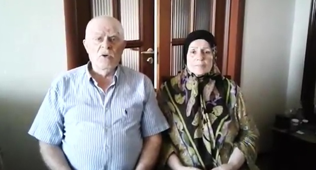 Parents of Murad Amriev recorded a video message in which they said that their son had not violated any laws. Screenshot: https://www.youtube.com/watch?v=UH8VPy_i7ME