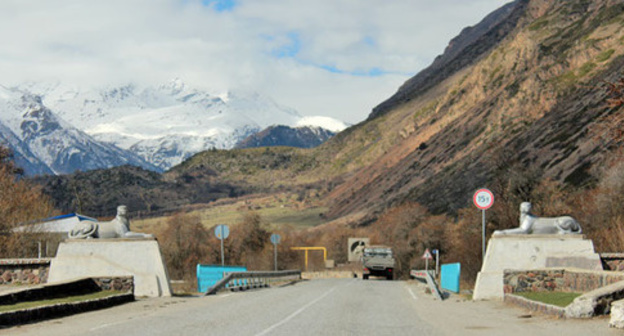 Entrance to the National Park in the Mount Elbrus area. Photo by Anna Chernysh for the Caucasian Knot. 
