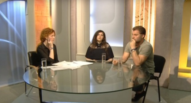 Ruzanna Tuko on air of the "Spas" Orthodox TV Channel with one of the TV host and a participant in the show. Photo: screenshot of a video https://www.youtube.com/watch?v=E9oDKe4y_UM