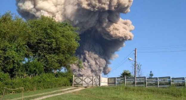 Explosion at ammunition depot in Abkhazia, August 2, 2017. Photo is provided by local resident Pavel Otyrba: http://sputnik-abkhazia.ru/Abkhazia/20170803/1021577876/dvoe-turistov-pogibli-v-rezultate-vzryva-v-primorskom.html
