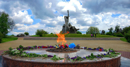 An Eternal flame near the memorial to the victims of Nazism. Rostov-on-Don. Photo Rost.galis https://ru.wikipedia.org