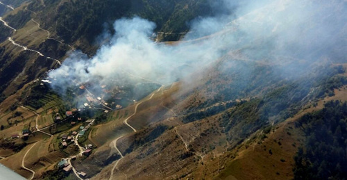 Fire in the Dagestani village of Mokok. August 21, 2016. Photo by the press service of the Russian MfE for the Republic of Dagestan