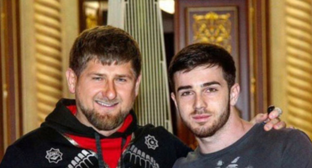 Zelimkhan Bakaev (on the right) with the head of Chechnya Ramzan Kadyrov. Photo: RFE/RL