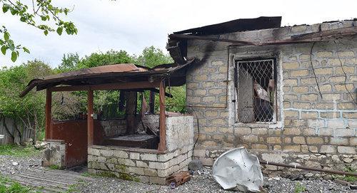 A destroyed house in the Agdam District of Azerbaijan. Photo © Sputnik / Murad Orujov
https://ru.sputnik.az/karabakh/20170830/411639689/karabah-obstrel-pulemety-okkupirovannye-zemli.html