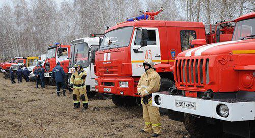 The employees of the Ministry for Emergencies at the firefighting training. Photo © Sputnik / Alexander Kondratyuk
http://sputnik-ossetia.ru/North_Ossetia/20170525/4209071.html