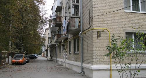 A house in Institutskaya street where Roman Zabolotniy lived. Photo by Konstantin Volgin for "Caucasian Knot"