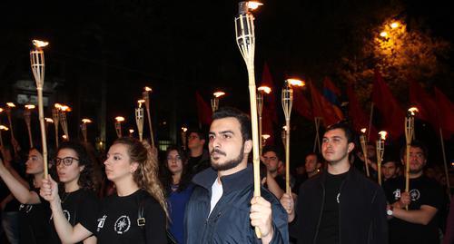 Torchlight procession dedicated to the memory of Armenian Genocide victims, April 23, 2017, Yerevan. Photo by Tigran Petrosyan for the Caucasian Knot. 