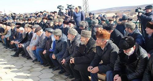 Akkin Chechens at the rally on February 23, 2017. Photo courtesy of Imampashi Chergizbiev for the "Caucasian Knot"