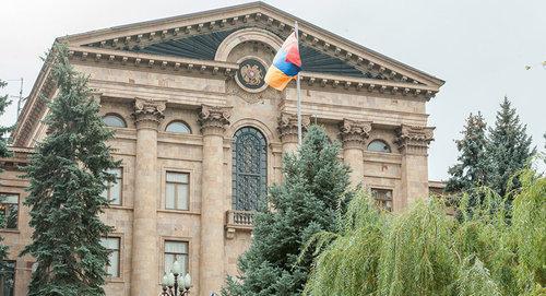 Armenian Parliament. Photo: Sputnik/ Asatur Yesayantshttps://ru.armeniasputnik.am/politics/20180411/11376021/armeniya-ratificirovala-soglashenie-s-es.html